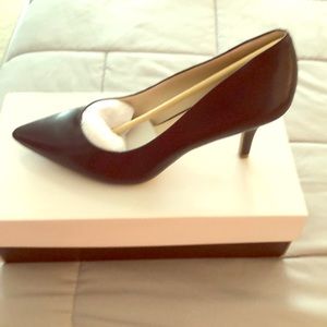 2” Pumps heels. Navy color.